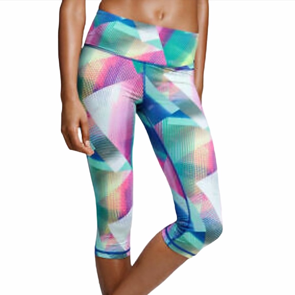 VSX VICTORIA'S SECRET Knockout Crop Leggings